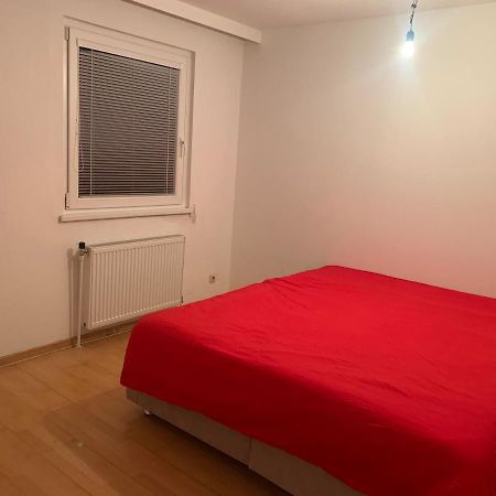 Sehr Schoene Zimmer 1 In Wien Favoriten Viena Exterior foto